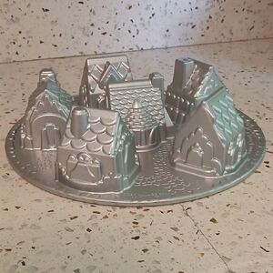 Nordic Ware Cozy Village Cake Pan